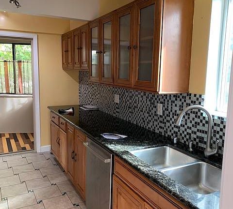5th image of 320 Via Casitas