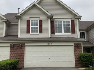 3039 Crystal Rock Rd, Naperville, IL 60564