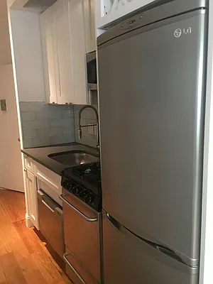 Rented by Keller Williams NYC | media 8