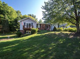 943 E Nimisila Rd, Akron, OH 44319