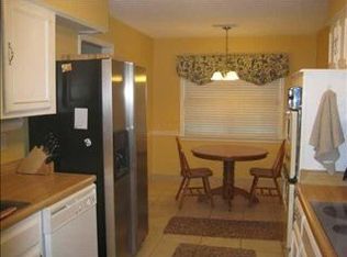 1592 Golden Fields Dr, Germantown, TN 38138