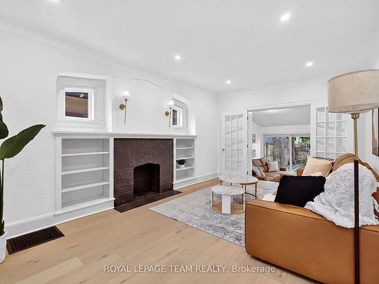 131 Acacia Ave — Photo 4