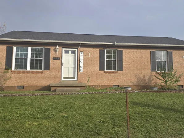 627 Longview Dr, Nicholasville, KY 40356