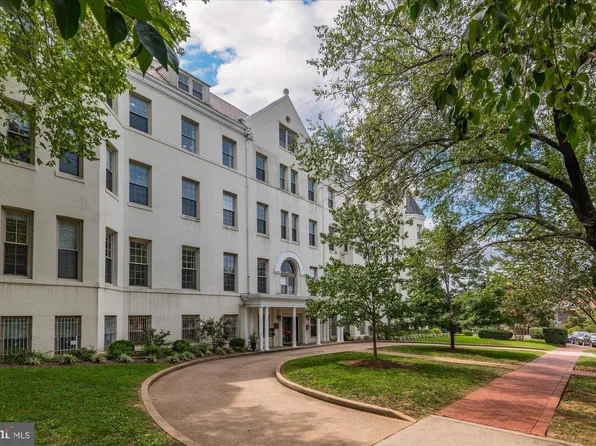 101 N Carolina Ave SE APT 204, Washington, DC 20003