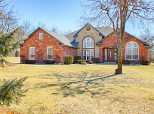 18040 Whisper Creek Dr, Choctaw, OK 73020