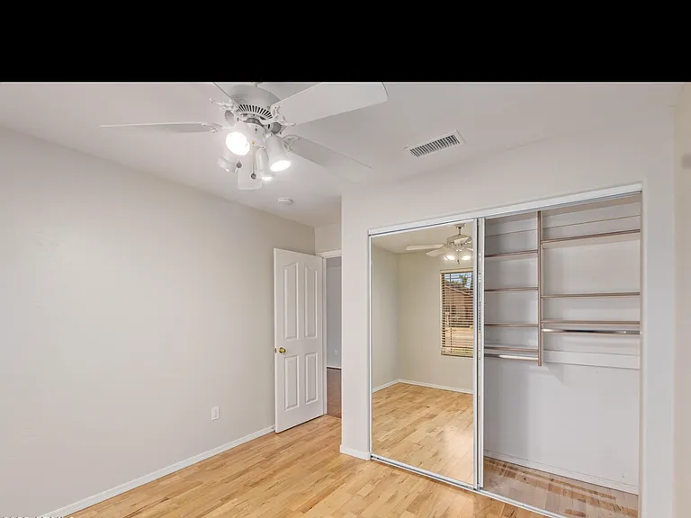 7432 W Aurora Dr — Photo 5