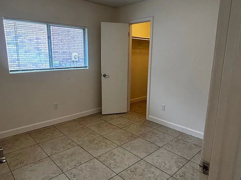 54 Blue Echo Ct — Photo 9