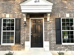 429 Sunset Hollow Dr, Wentzville, MO 63385