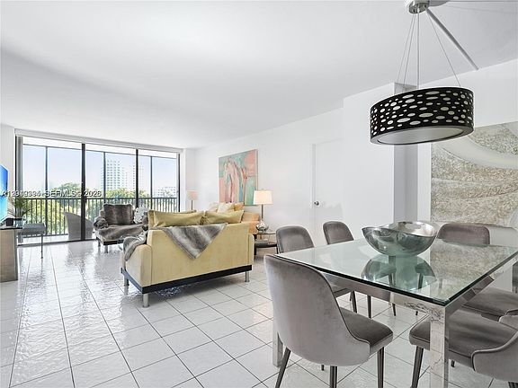 3rd image of 20379 W Country Club Dr APT 536
