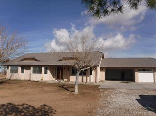 11239 Wilson Ranch Rd, Phelan, CA 92371