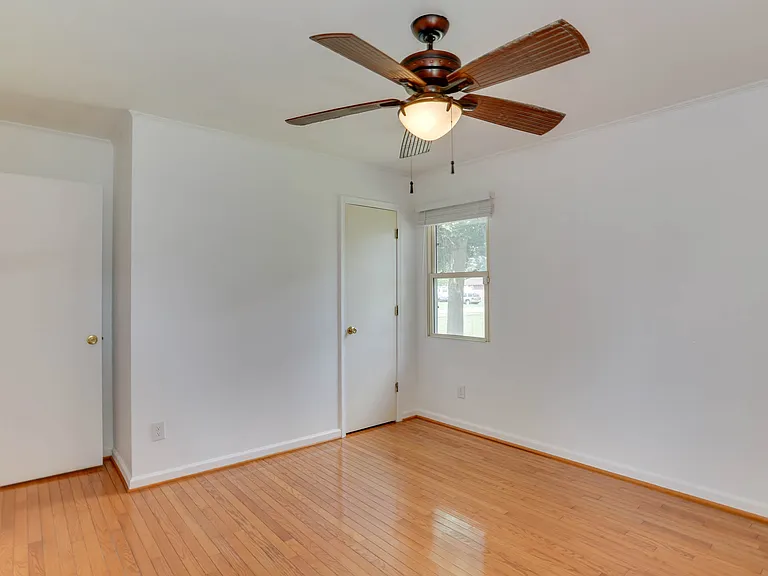 39 Appomattox Ave — Photo 14