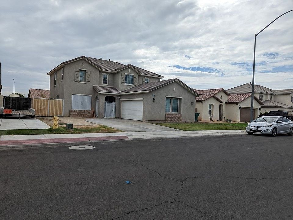1st image of 53748 Slate Dr