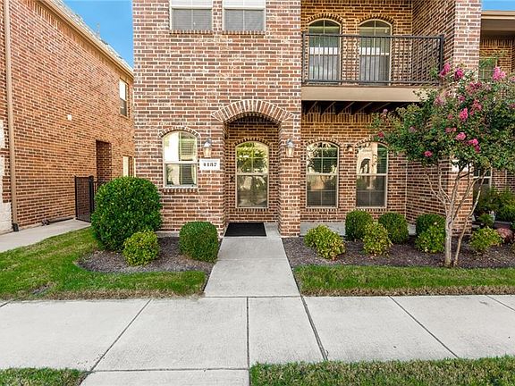 3rd image of 4137 Comanche Dr