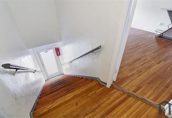 5th image of 8100 Crespi Blvd APT 3
