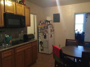 910 S 8th St APT B, Philadelphia, PA 19147