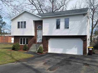 77 Sherwood Ave, Rensselaer, NY 12144