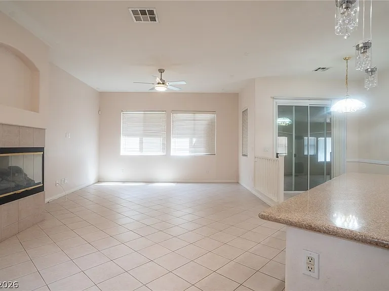 7861 Darby Ave — Photo 28