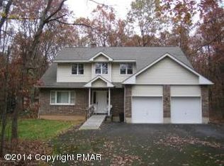 567 Recreation Dr, Effort, PA 18330