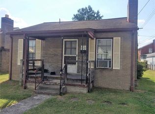 911 Francis Ct, Huntington, WV 25701