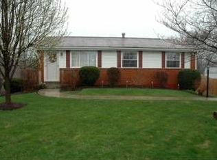 5004 Hialeah Dr, Pittsburgh, PA 15239