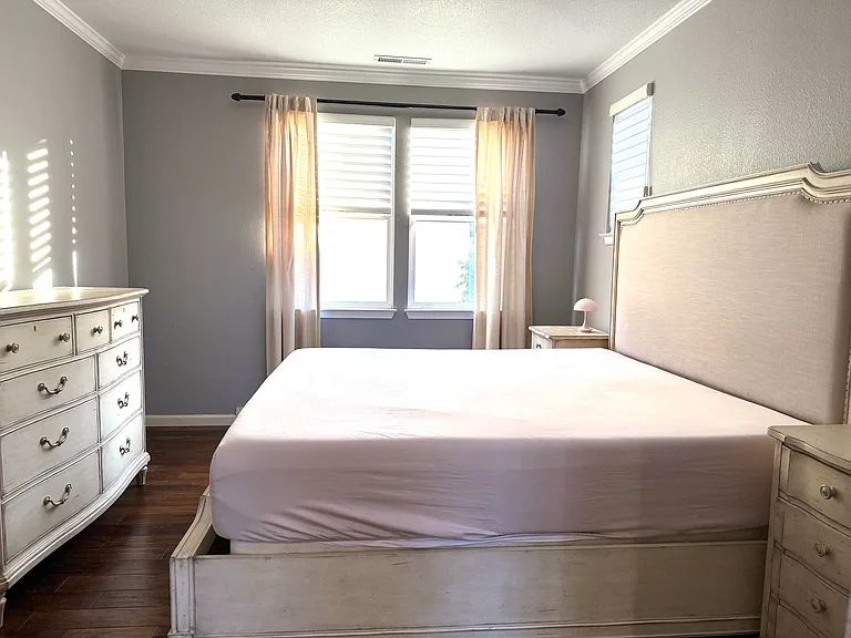 5822 Chambertin Dr — Photo 27