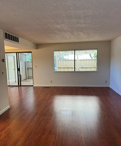 5208 Cribari Hls — Photo 8