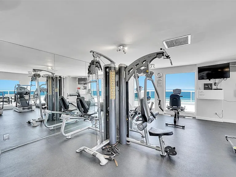 2841 N Ocean Blvd #1801 — Photo 41