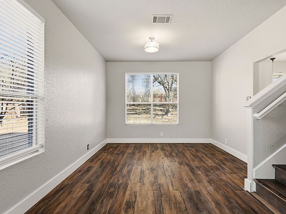 5th image of 9103 Tezel Ct