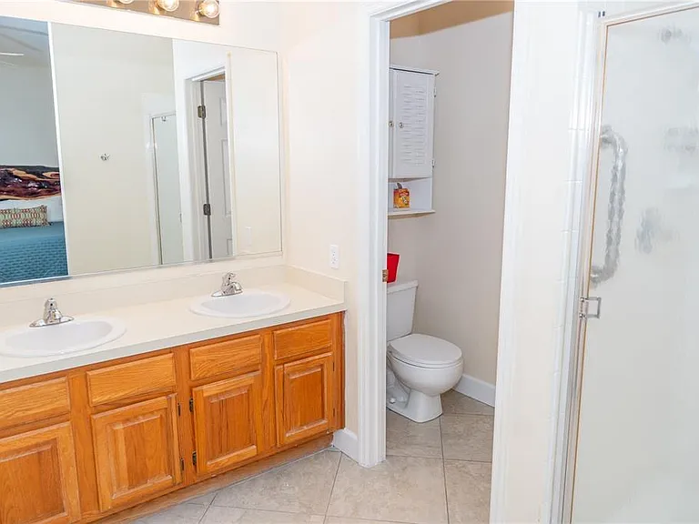 714 Bayhill Ct — Photo 13