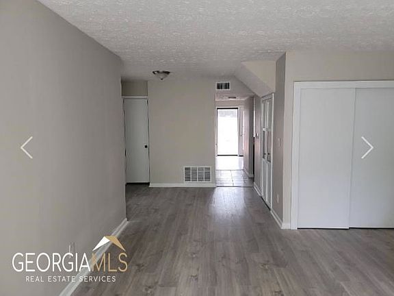 4th image of 108 Governors Dr