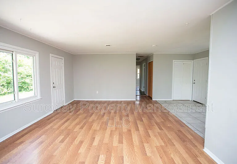17 Snowdon Ln — Photo 7