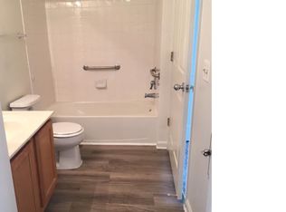 13430 Coppermine Rd APT 318, Herndon, VA 20171