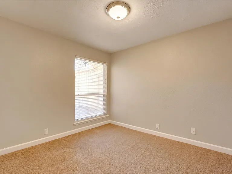 2006 Gray Falls Dr — Photo 19