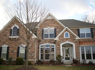 241 Eagle Glen Dr, Coatesville, PA 19320