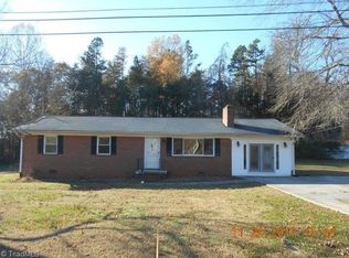 412 Garland Dr, Lexington, NC 27295