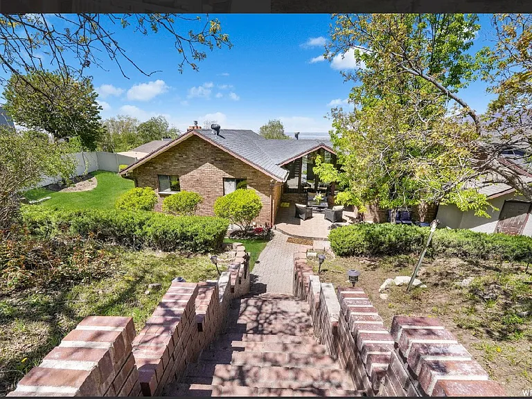 412 Canyon Estates Cir — Photo 3