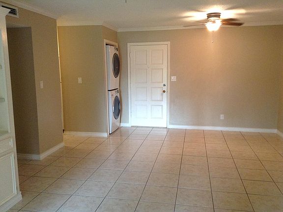 2nd image of 835 Santa Isabel Blvd