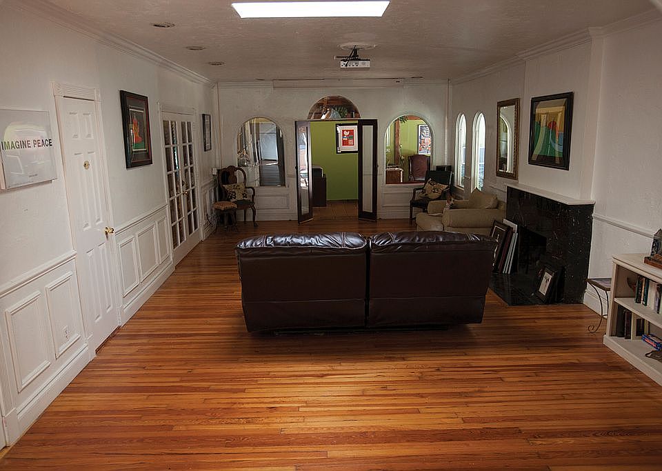 2nd image of 215 SE 12th Ave