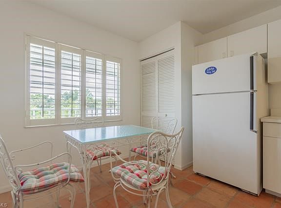 Eat - in kitchen