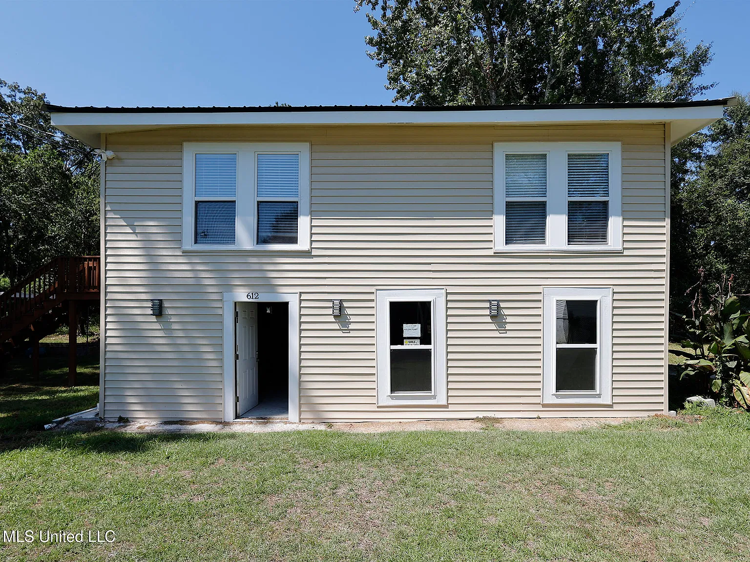 2 bed, 1.0 bath, 1200 sqft, $1,250 — Photo 3