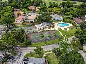 207 Wimbledon Lake Dr — Photo 41