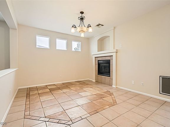4th image of 10011 W Cherokee Ave