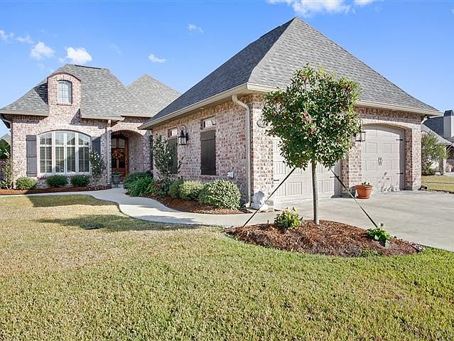 1st image of 1020 Richmond Cir