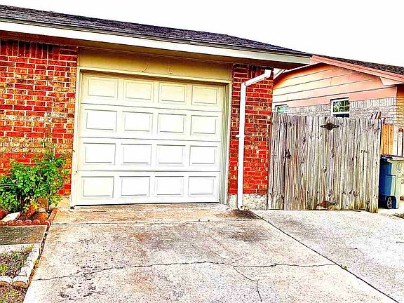 3rd image of 4814 NW Pollard Ave