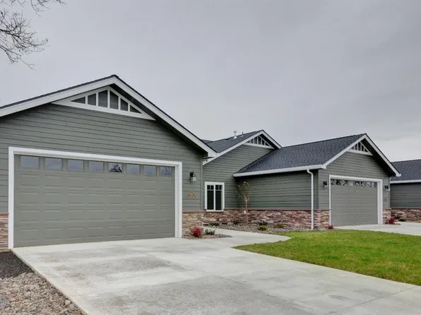 179 Sky Hawk Dr, Eagle Point, OR 97524