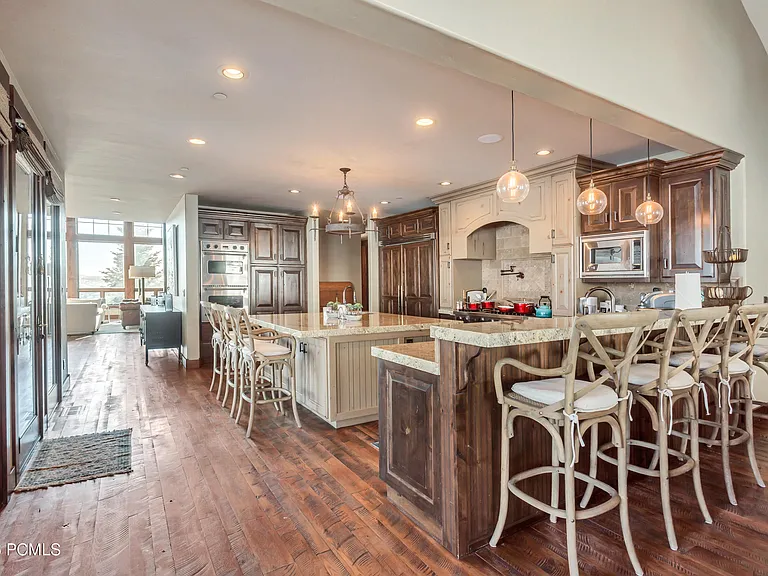 8235 N Sunrise Loop — Photo 8
