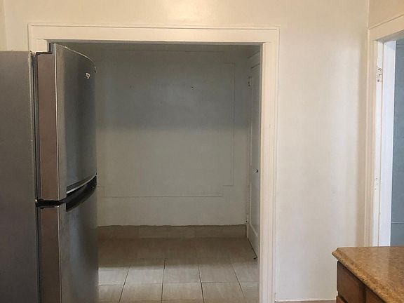 3rd image of 69-58 74th St #2