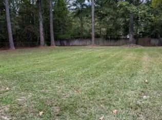 16985 Lisa Dr, Livingston, LA 70754