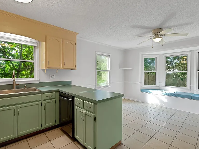12608 Sulgrave Dr — Photo 12