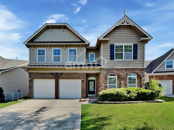 8512 Dargan Ln, Waxhaw, NC 28173